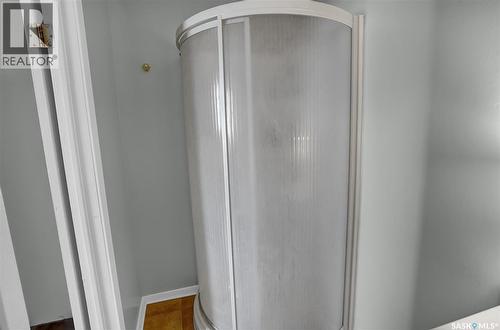 328 Cornwall Street, Regina, SK - Indoor Photo Showing Bathroom