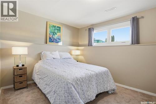 29 Tupper Crescent, Saskatoon, SK - Indoor Photo Showing Bedroom