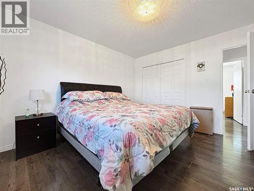 755 Tobin Terrace, Saskatoon, SK - Indoor Photo Showing Bedroom