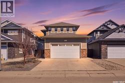 611 Kolynchuk COURT  Saskatoon, SK S7T 0W4
