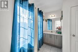 3rd Washroom - 