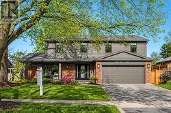 315 SWINBURNE ROAD  Burlington, ON L7N 1Z9