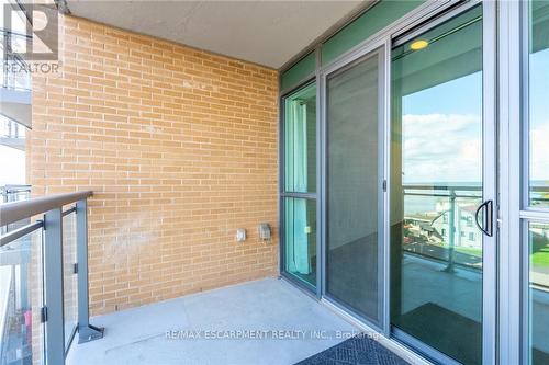406 - 2060 Lakeshore Road, Burlington, ON - Outdoor With Balcony With Exterior