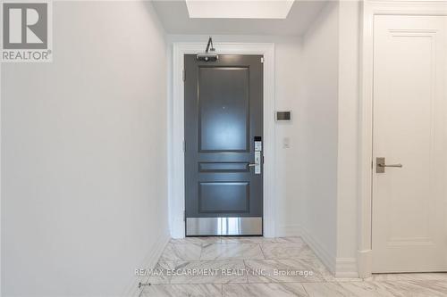 406 - 2060 Lakeshore Road, Burlington, ON - Indoor Photo Showing Other Room