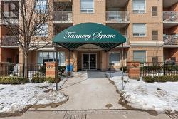 306 - 32 TANNERY STREET Mississauga, ON L5M 6T6