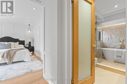 977 Unsworth Avenue, Burlington, ON - Indoor Photo Showing Other Room