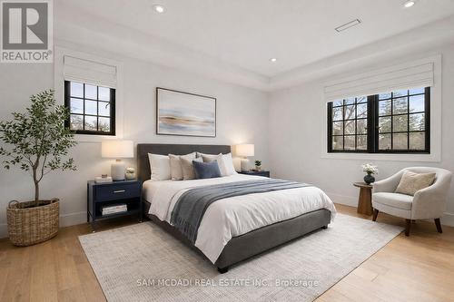 977 Unsworth Avenue, Burlington, ON - Indoor Photo Showing Bedroom