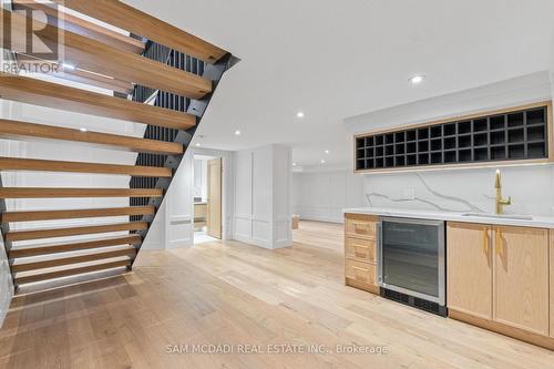 977 Unsworth Avenue, Burlington, ON - Indoor Photo Showing Other Room