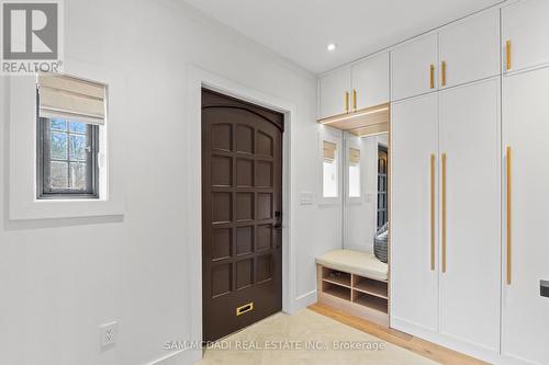 977 Unsworth Avenue, Burlington, ON - Indoor Photo Showing Other Room