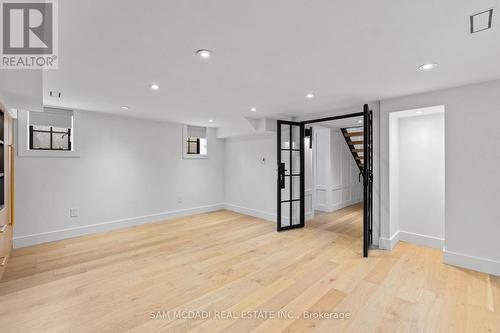 977 Unsworth Avenue, Burlington, ON - Indoor Photo Showing Other Room
