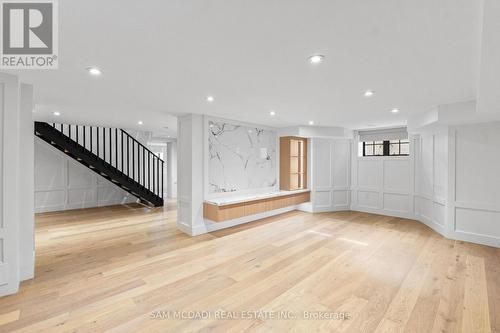 977 Unsworth Avenue, Burlington, ON - Indoor Photo Showing Other Room