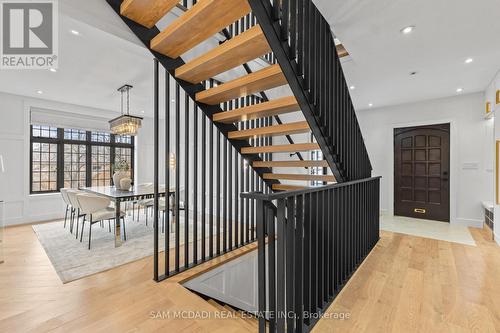 977 Unsworth Avenue, Burlington, ON - Indoor Photo Showing Other Room