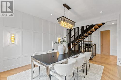 977 Unsworth Avenue, Burlington, ON - Indoor Photo Showing Dining Room