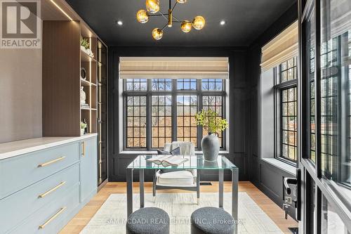 977 Unsworth Avenue, Burlington, ON - Indoor