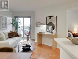 1713 - 60 HEINTZMAN STREET Toronto, ON M6P 5A1