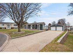 55 Lawson CRT  Fredericton, NB E3A 5G3