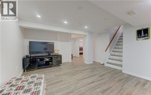 110 Hazelglen Drive, Kitchener, ON - Indoor