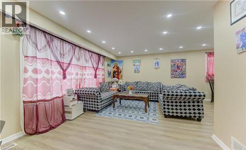 110 Hazelglen Drive, Kitchener, ON - Indoor