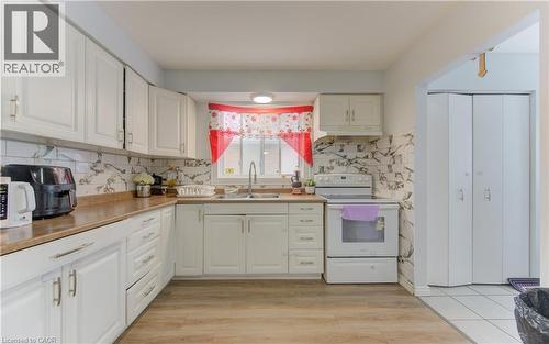 110 Hazelglen Drive, Kitchener, ON - Indoor Photo Showing Kitchen With Double Sink