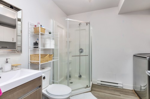 Bathroom - 1212 Rue Fournelle, La Prairie, QC - Indoor Photo Showing Bathroom