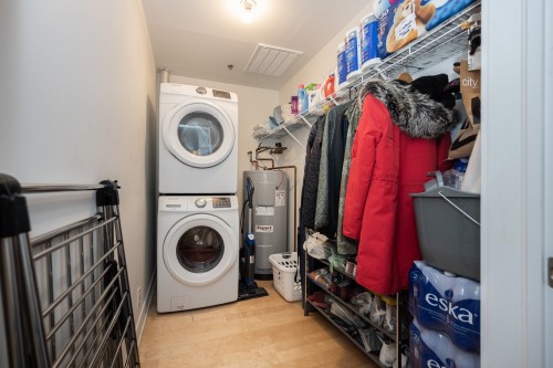 Laundry - 706-2335 Ch. Manella, Mont-Royal, QC - Indoor Photo Showing Laundry Room