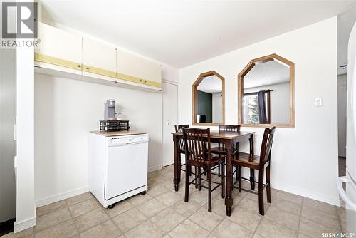 224 Mikkelson Drive, Regina, SK - Indoor Photo Showing Dining Room