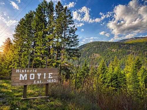 Victoria Street, Moyie, BC - Outdoor With View