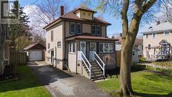 306 STANLEY STREET  Port Colborne (Sugarloaf), ON L3K 3A2
