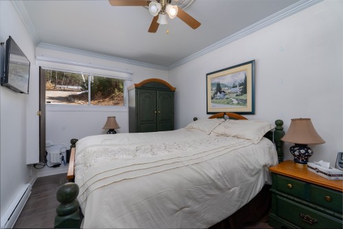 Chambre à coucher - 206 Mtée Du Lac-Godin, Lac-Saint-Paul, QC - Indoor Photo Showing Bedroom