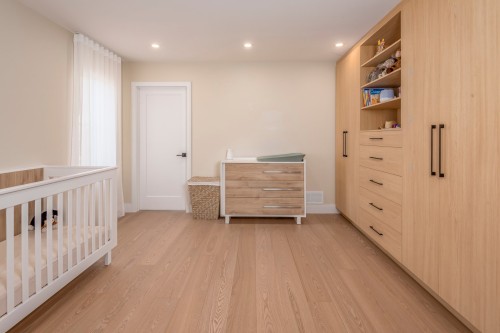 Salle de lavage - 57 Boul. Beaconsfield, Beaconsfield, QC - Indoor Photo Showing Laundry Room