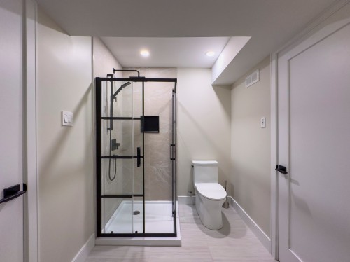 Salle familiale - 57 Boul. Beaconsfield, Beaconsfield, QC - Indoor Photo Showing Other Room