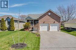 805 POPLAR AVENUE  Georgina, ON L4P 3E9