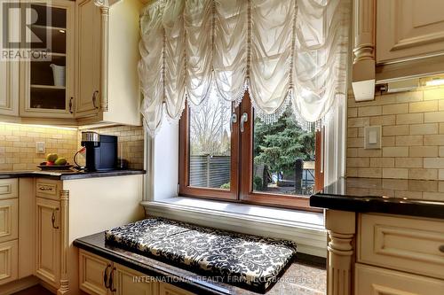 3496 Burningoak Crescent, Mississauga, ON - Indoor