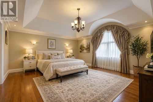 3496 Burningoak Crescent, Mississauga, ON - Indoor Photo Showing Bedroom