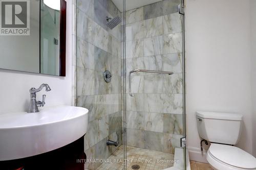 3496 Burningoak Crescent, Mississauga, ON - Indoor Photo Showing Bathroom
