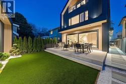 2 2935 W 15TH AVENUE  Vancouver, BC V6K 3A2