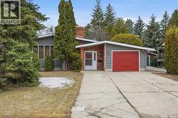 203 Huron COURT  Saskatoon, SK S7K 4E9