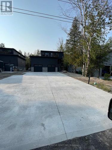 52 MARILYN AVENUE S  Wasaga Beach, ON L9Z 2Y1
