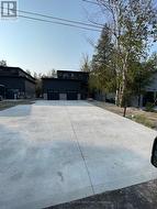 52 MARILYN AVENUE S Wasaga Beach, ON L9Z 2Y1