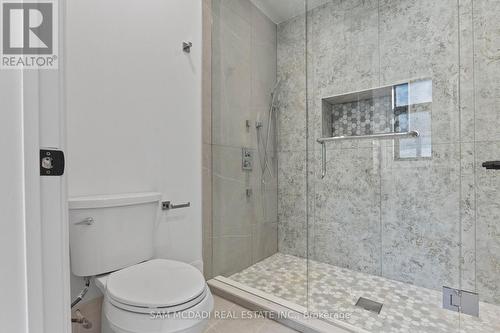 1610 Kenmuir Avenue, Mississauga, ON - Indoor Photo Showing Bathroom