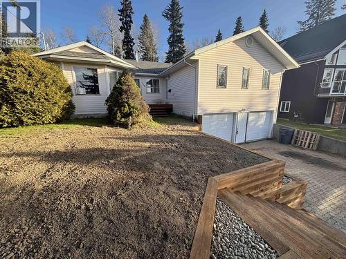 7788 THOMPSON DRIVE  Prince George, BC V2N 5N5