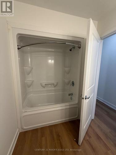 131 Gore Street E, Perth, ON - Indoor Photo Showing Bathroom