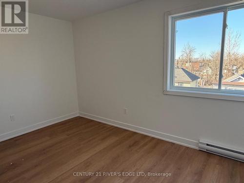 131 Gore Street E, Perth, ON - Indoor Photo Showing Other Room