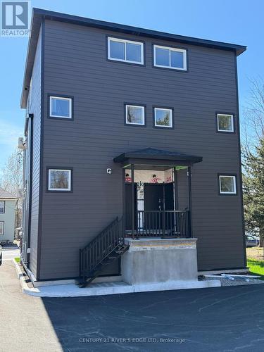 131 Gore Street E, Perth, ON - Outdoor With Exterior