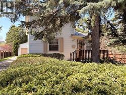 26 CHESTNUT Street  Fonthill, ON L3E 0K3