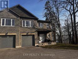 B - 127 HENRY STREET Barrie, ON L4N 1E2