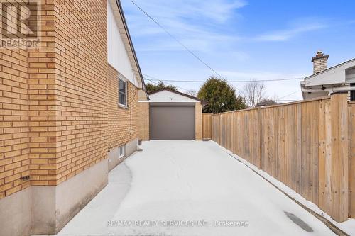 Bsmt - 185 Burlington Street, London South, ON - Outdoor With Exterior