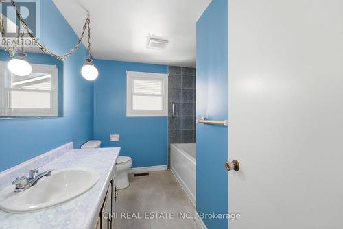 117 Monmore Road, London North, ON - Indoor Photo Showing Bathroom