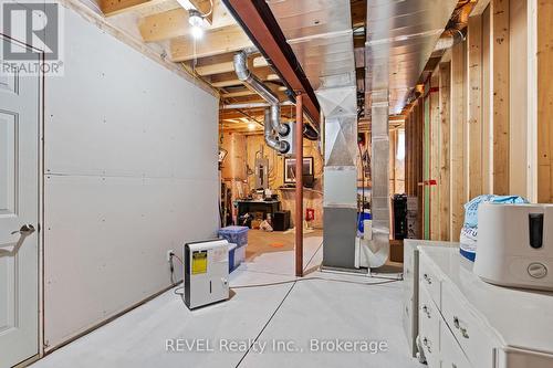 32 Magnolia Lane, Welland (Hwy 406/Welland), ON - Indoor Photo Showing Basement