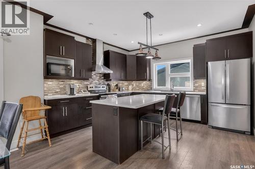 305 Clarence Avenue S, Saskatoon, SK - Indoor Photo Showing Kitchen With Upgraded Kitchen